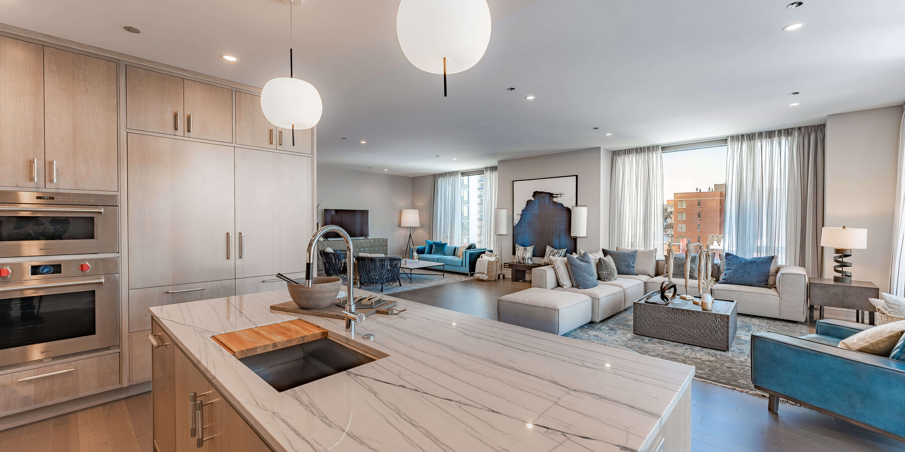 カジノ バカラフィフバカラ オンライン 違法ーン フィフバカラ オンライン 違法 オン ザ パークの歴史的修復集合住宅の内装