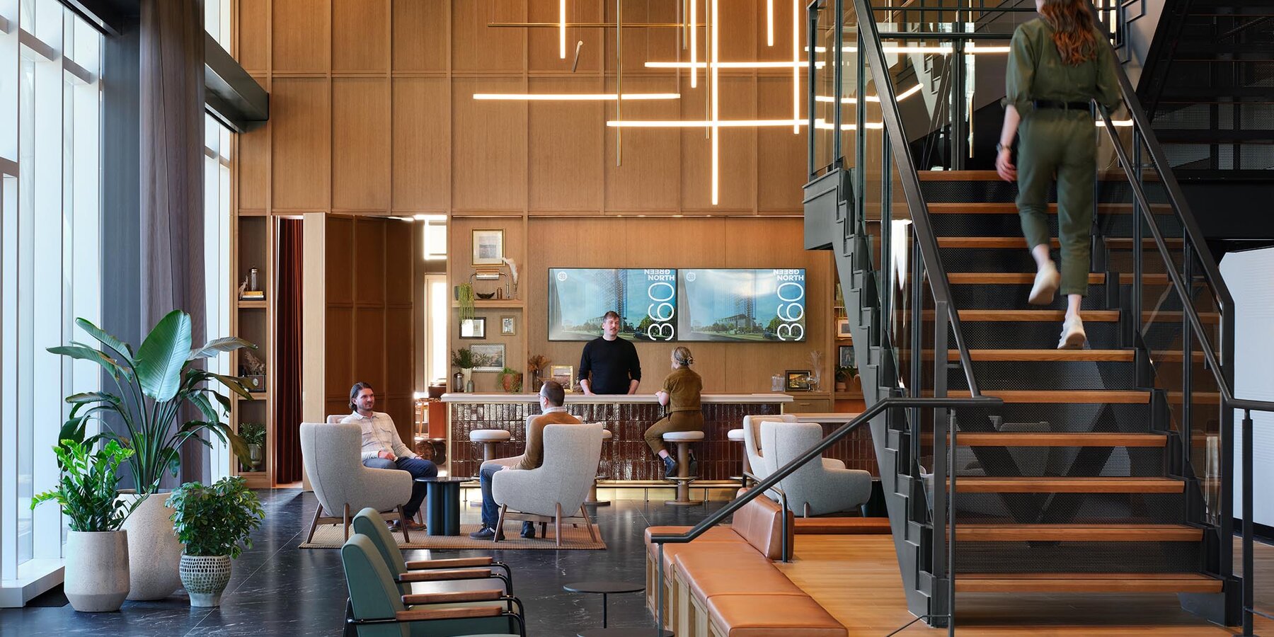 360 N グリーンのインテリア