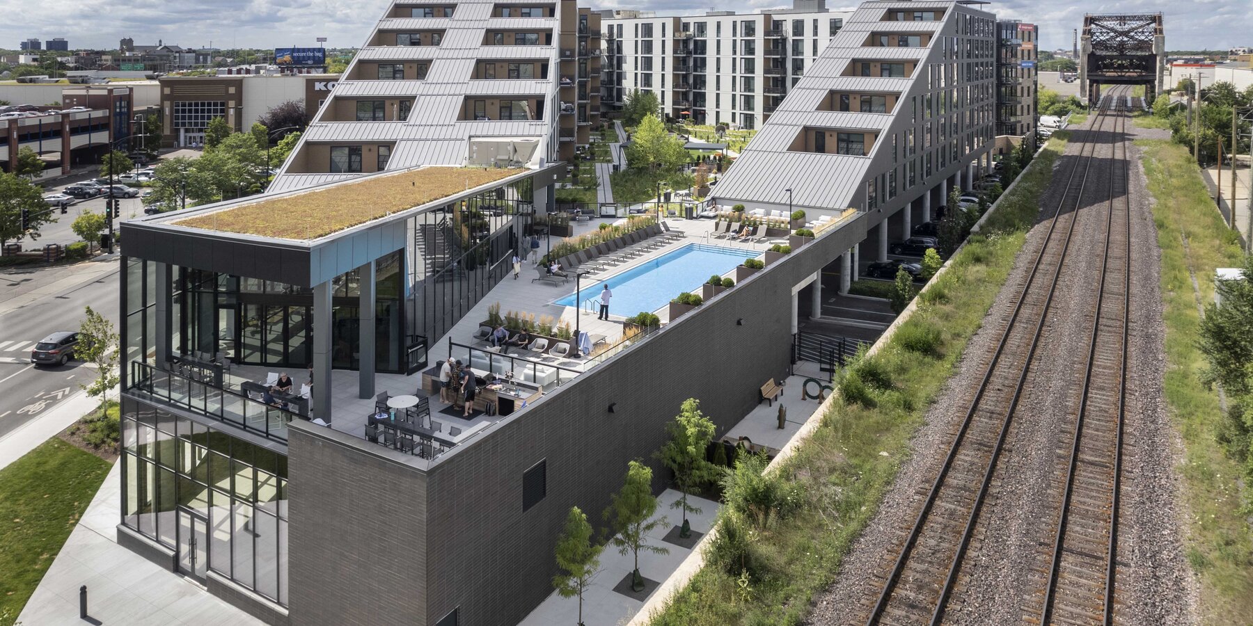 オンライン ライブ バカラ スクエア アパートメントの外観