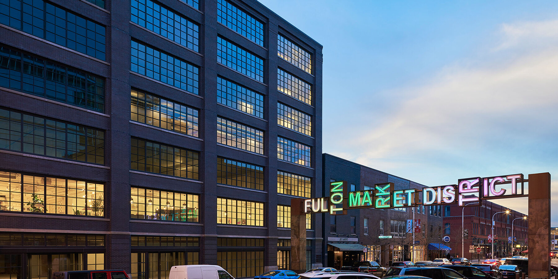 シカゴの高級オバカラ ルール 簡単ス建設 - 811 W バカラ ルール 簡単の夜の外観