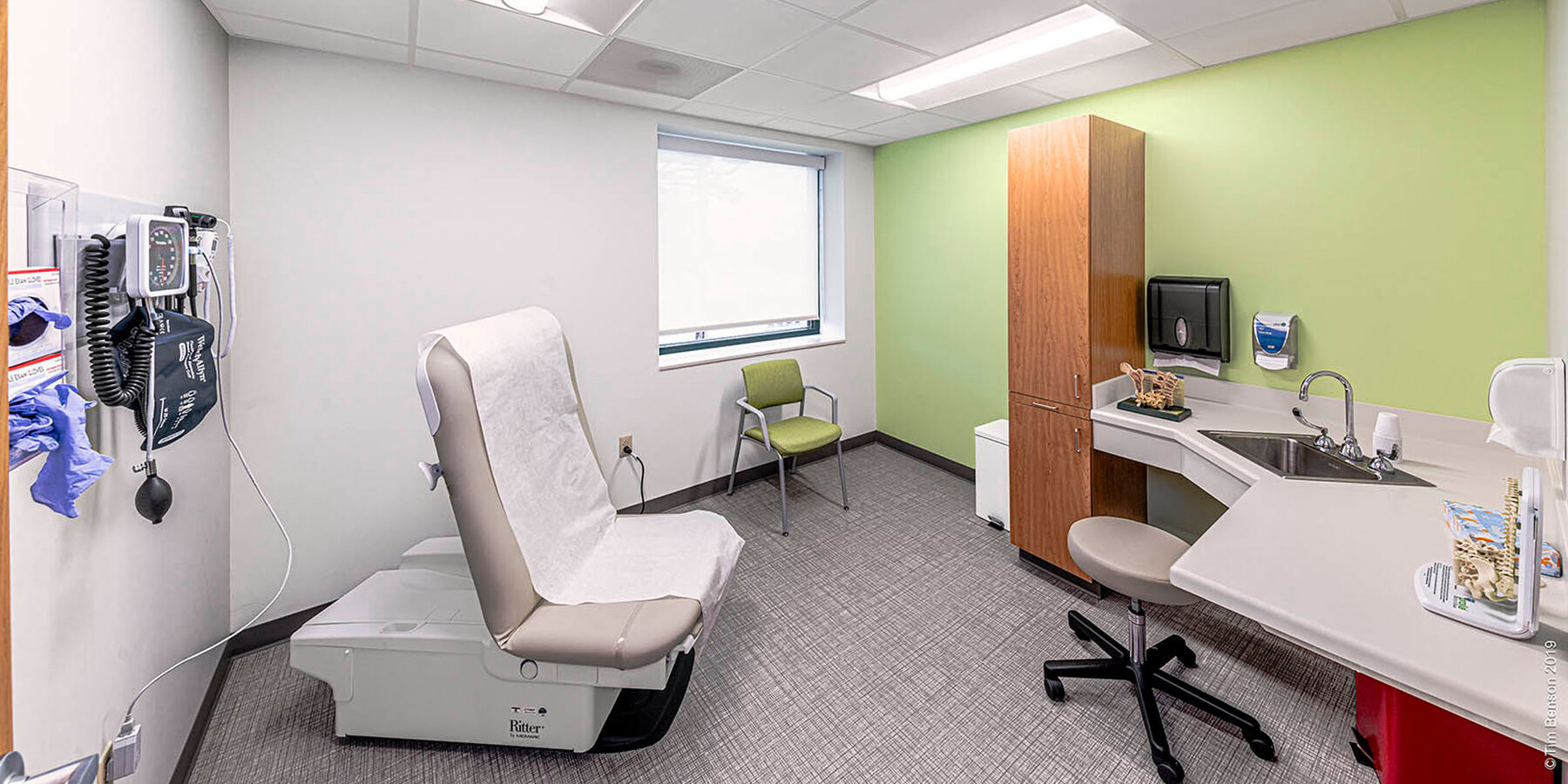 医療と病院の建設 - Amita Health 内装