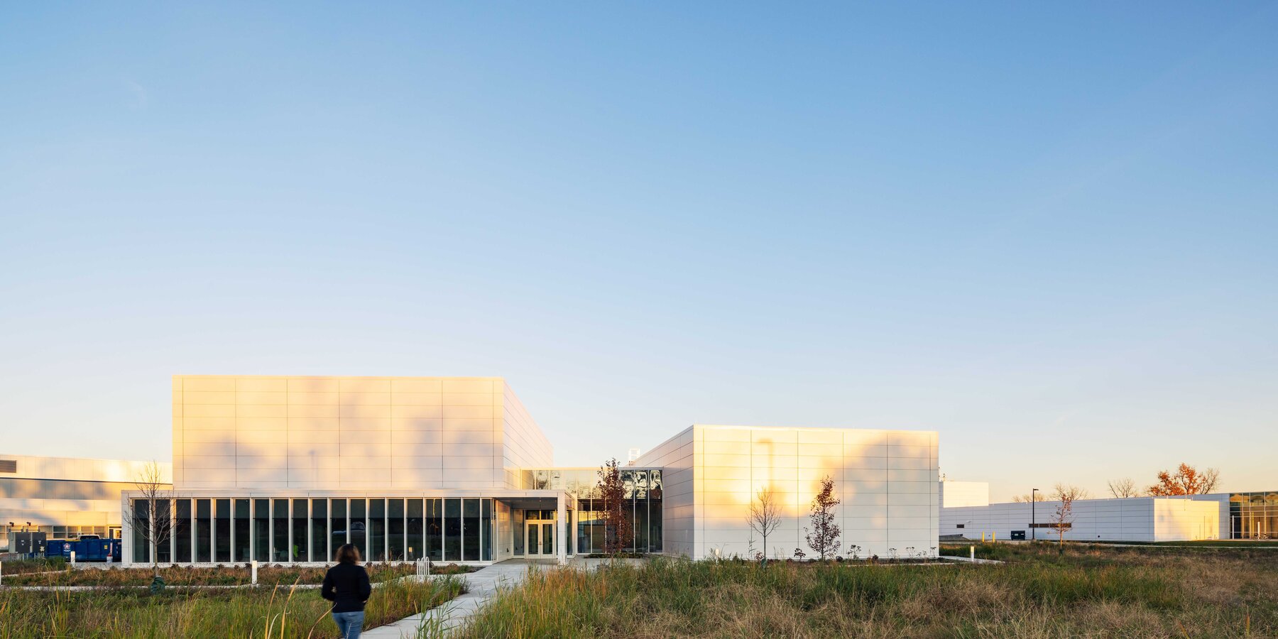 エボリューション バカラ_外装