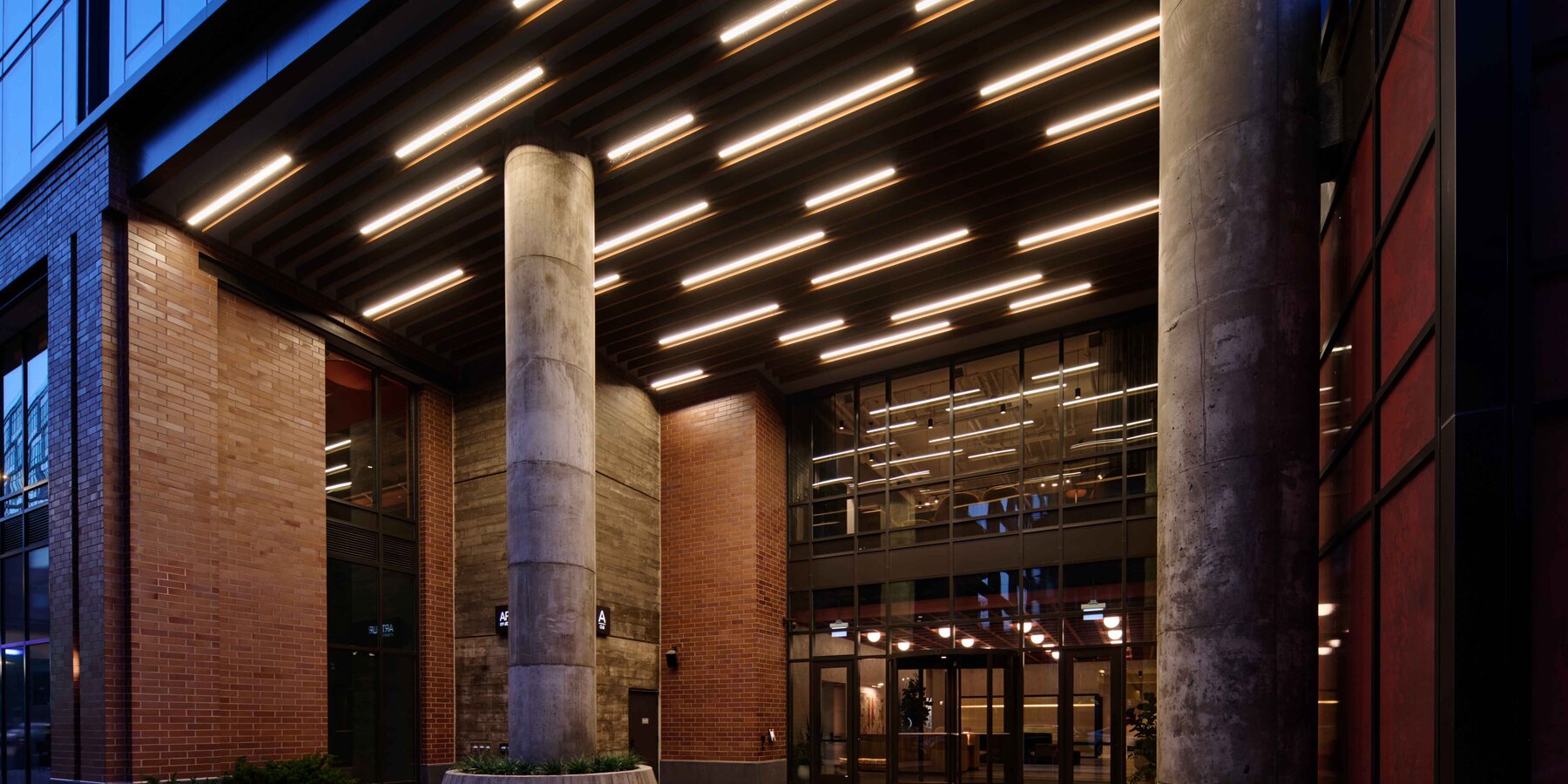 210 N アバディーンの外部入口