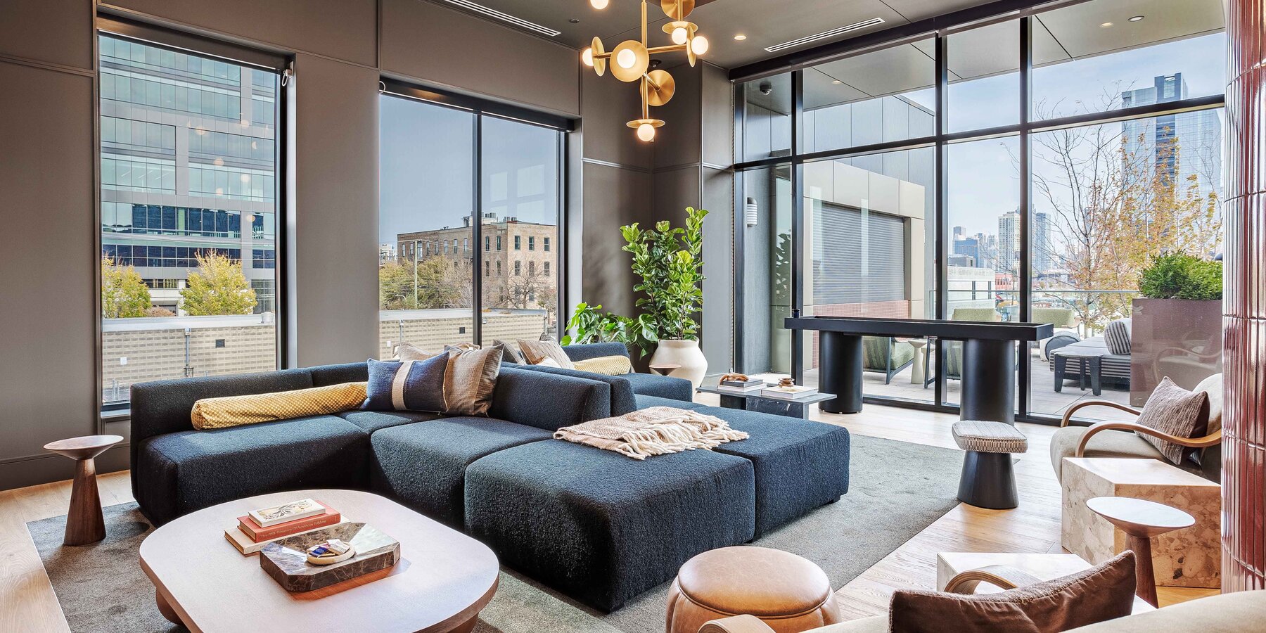 カジノ バカラ_1114 West Carroll_集合住宅