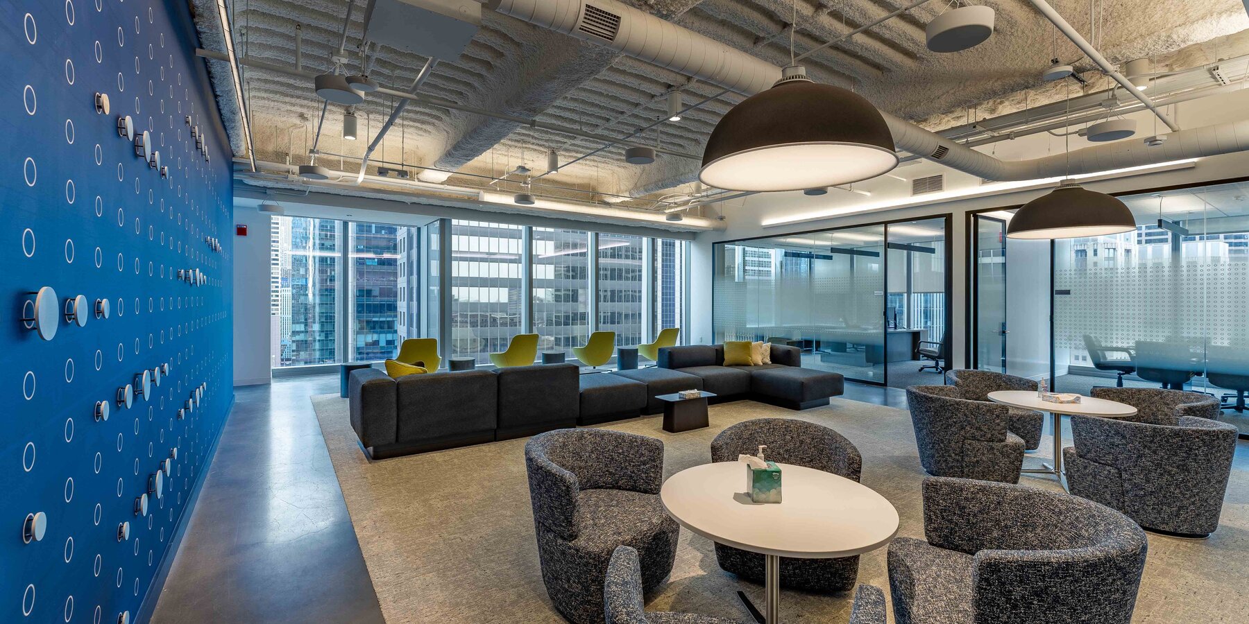 カジノ バカラ_ハブ_ラウンジ2