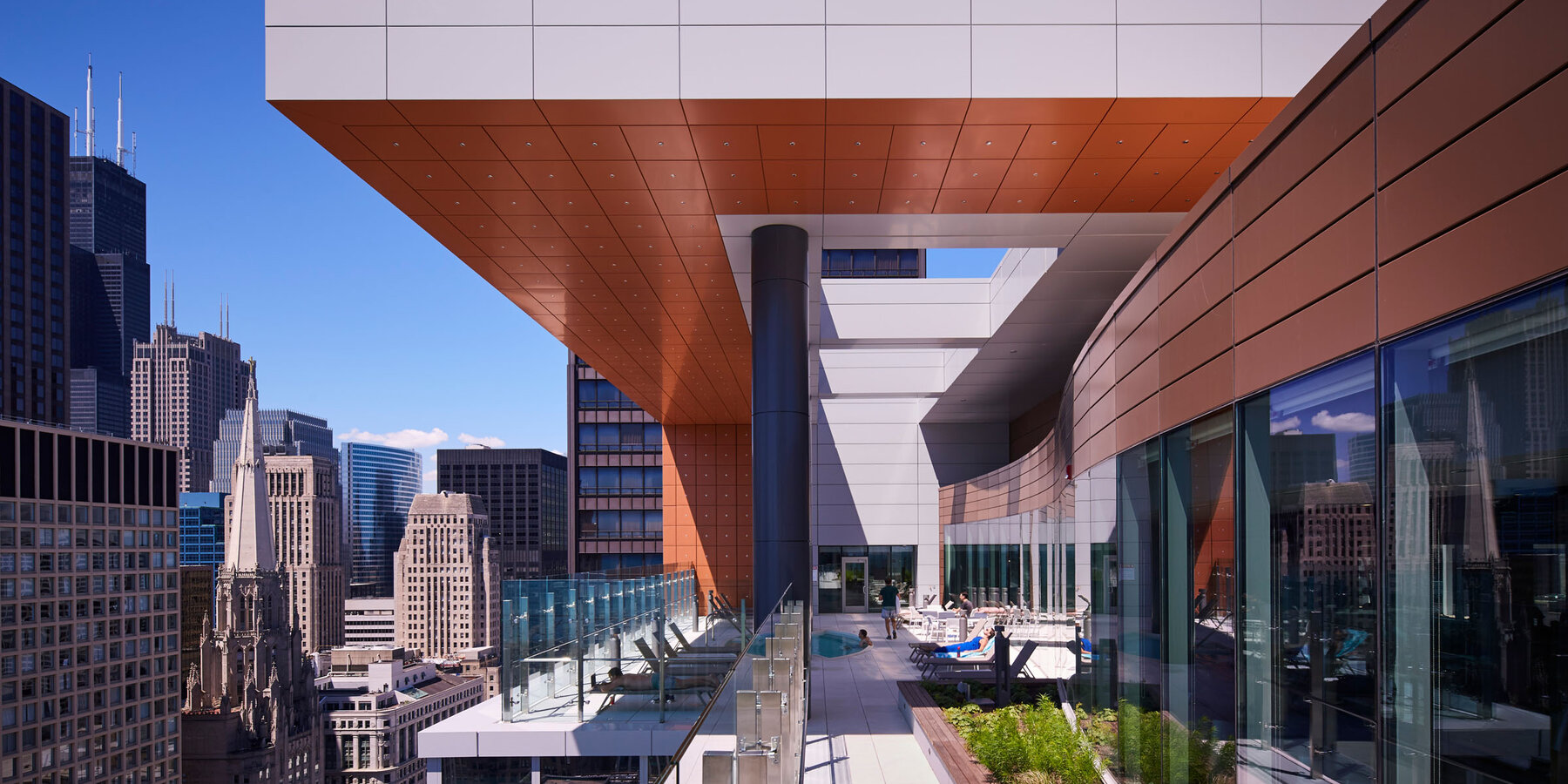 集合住宅建設 - ブロック 37 屋上サンデッキのマーキー