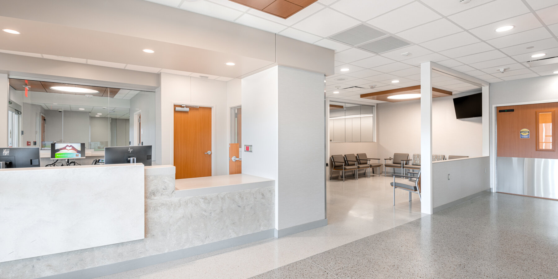 バカラ ドラゴン タイガー小さな会社 ED 追加