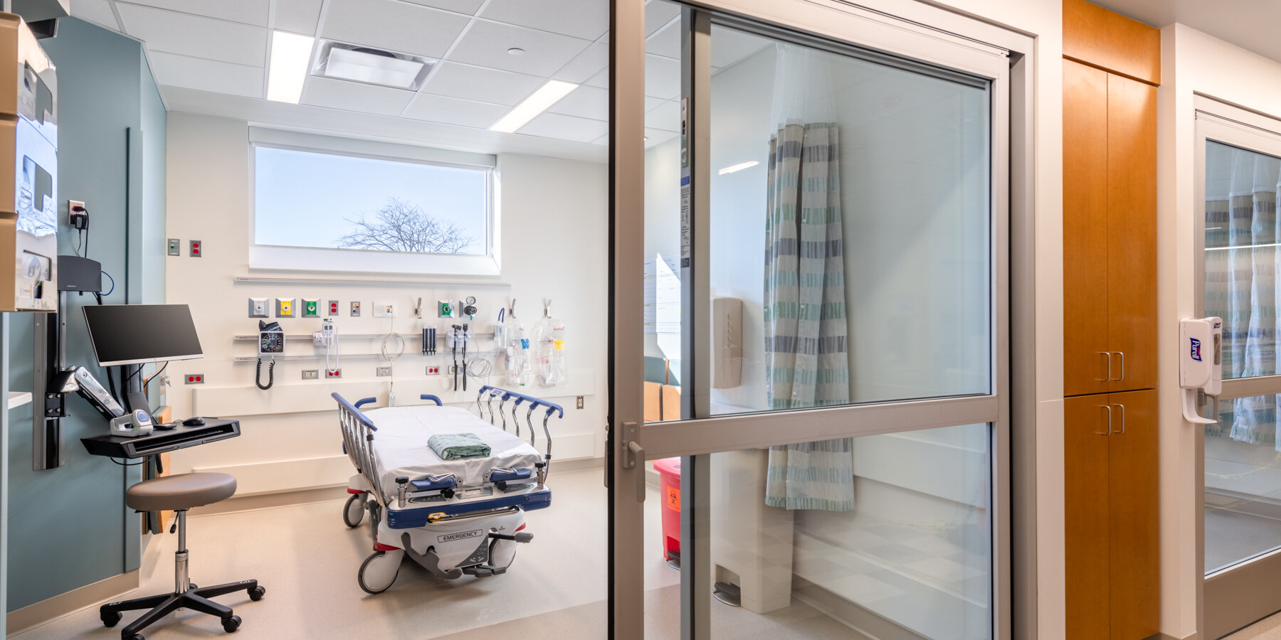 バカラ ドラゴン タイガー小さな会社 ED 追加