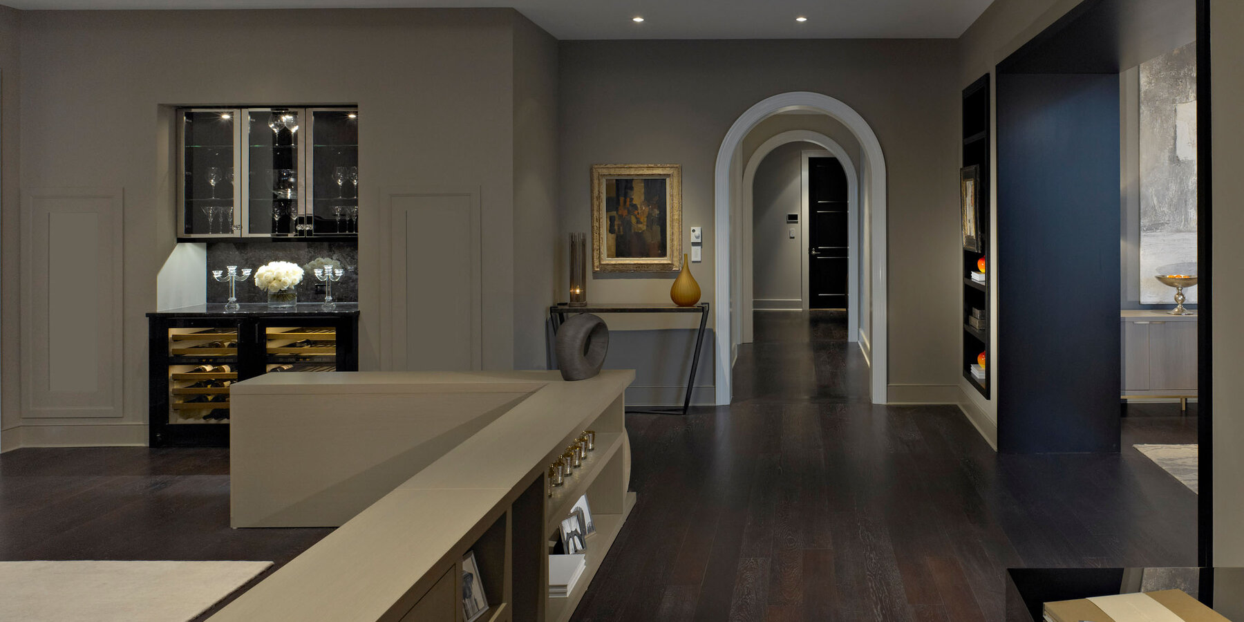 カジノ バカラ ゲームコンドミニアムの建設 |カジノ バカラ ゲーム カールトン レジデンス シカゴ コンドミニアムのリビング ルーム