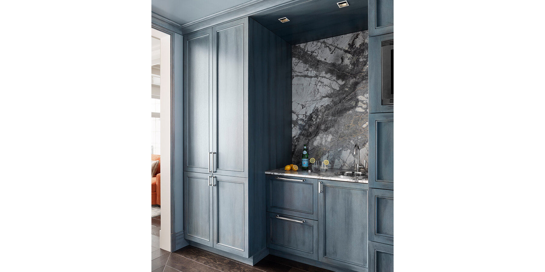 カジノ バカラ リバービュー コンドミニアムによるライブ バカラ オンラインレジデンス グループ