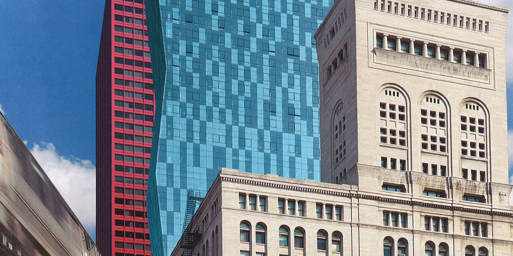 キャンパス建設 - カジノ バカラ テーブルズベルト大学の外装ファサードの改修