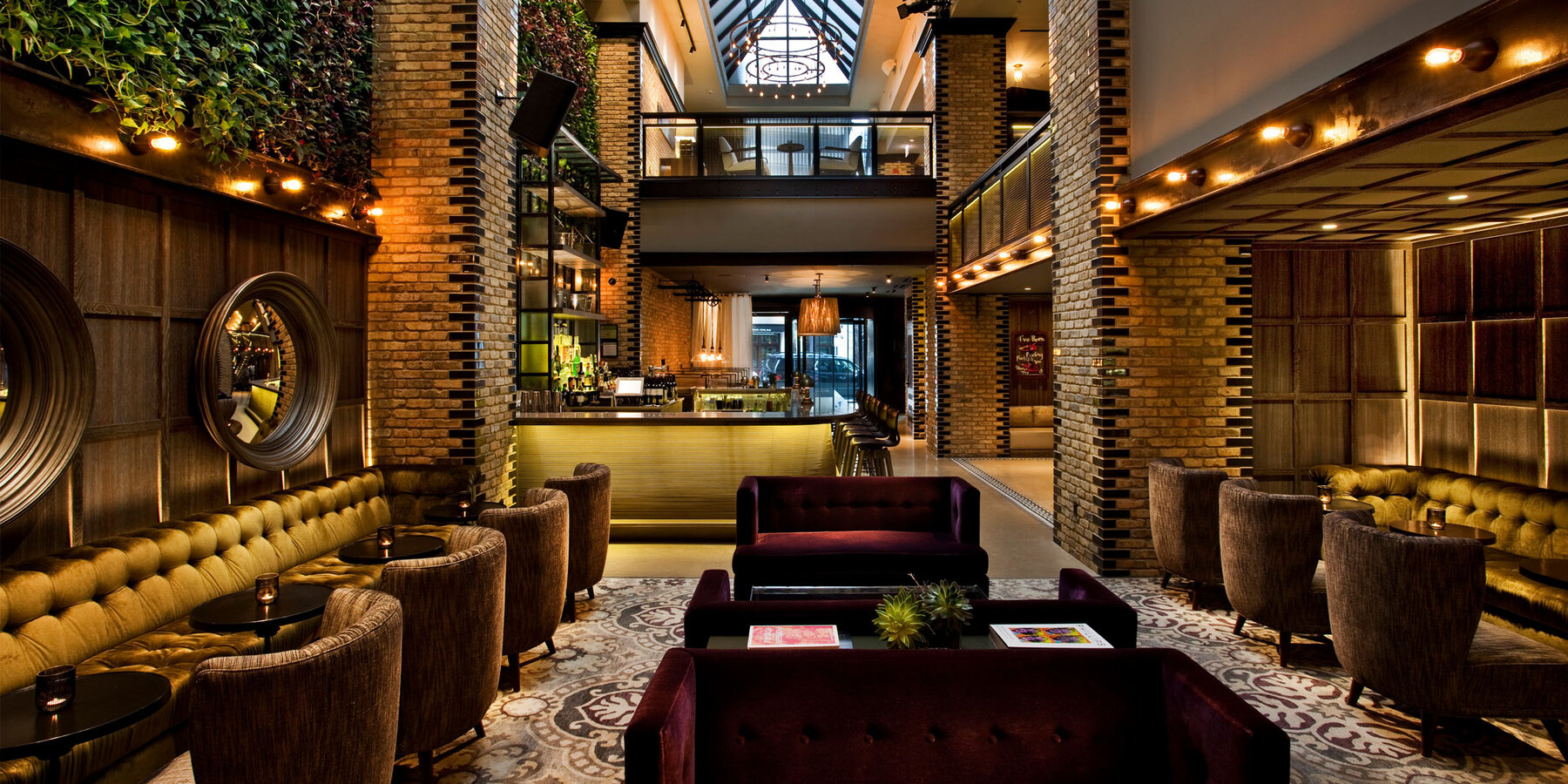 高級レストラン建設シカゴ - ニコ・オバカラ オンライン 違法リア ラウンジ席