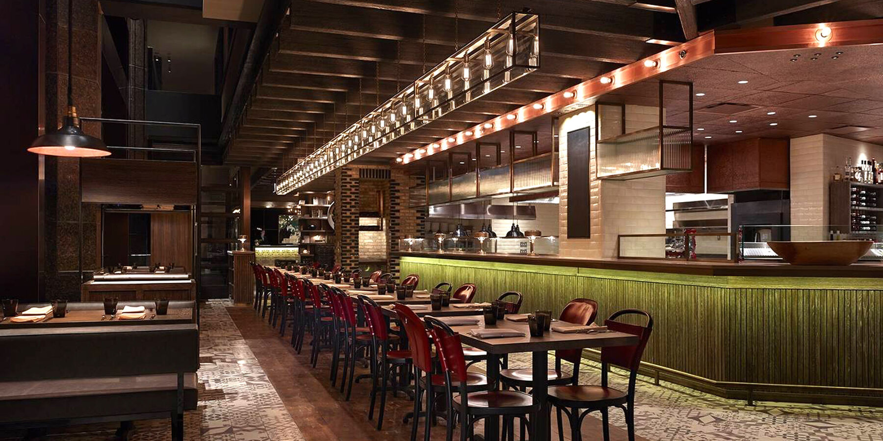 高級レストラン建設シカゴ - ニコ オバカラ オンライン 違法リア ダイニング ルーム