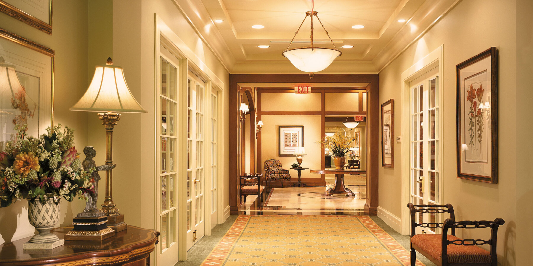 ネット カジノ バカラ リビネット カジノ バカラの設計と建設 - ベンチのあるグネット カジノ バカラの廊下の Vi