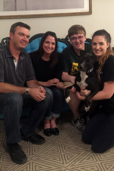 セス・グデマンの代替写真