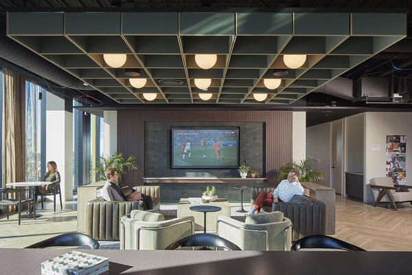 クレサインテリア