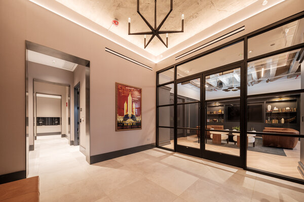 871 N フランクリン