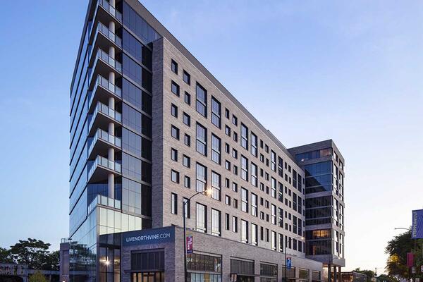 シカゴの集合住宅建設 - ノース+ヴァインアパートの外観