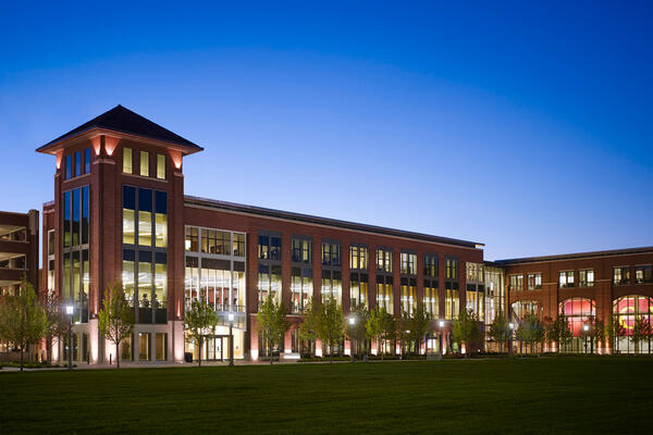 シカゴ キャンパス建設 - ロヨラ キャンパス改善 - 西