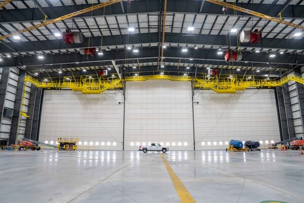 ベラ ジョン バカラ格納庫