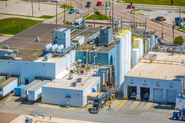 コールド サービス建設サービス - プレーリー ファームズ乳製品の外観